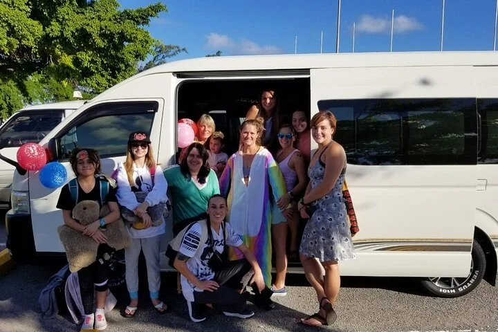 St Lucia Taxi Cab - Hail One To Get To Your Destination!