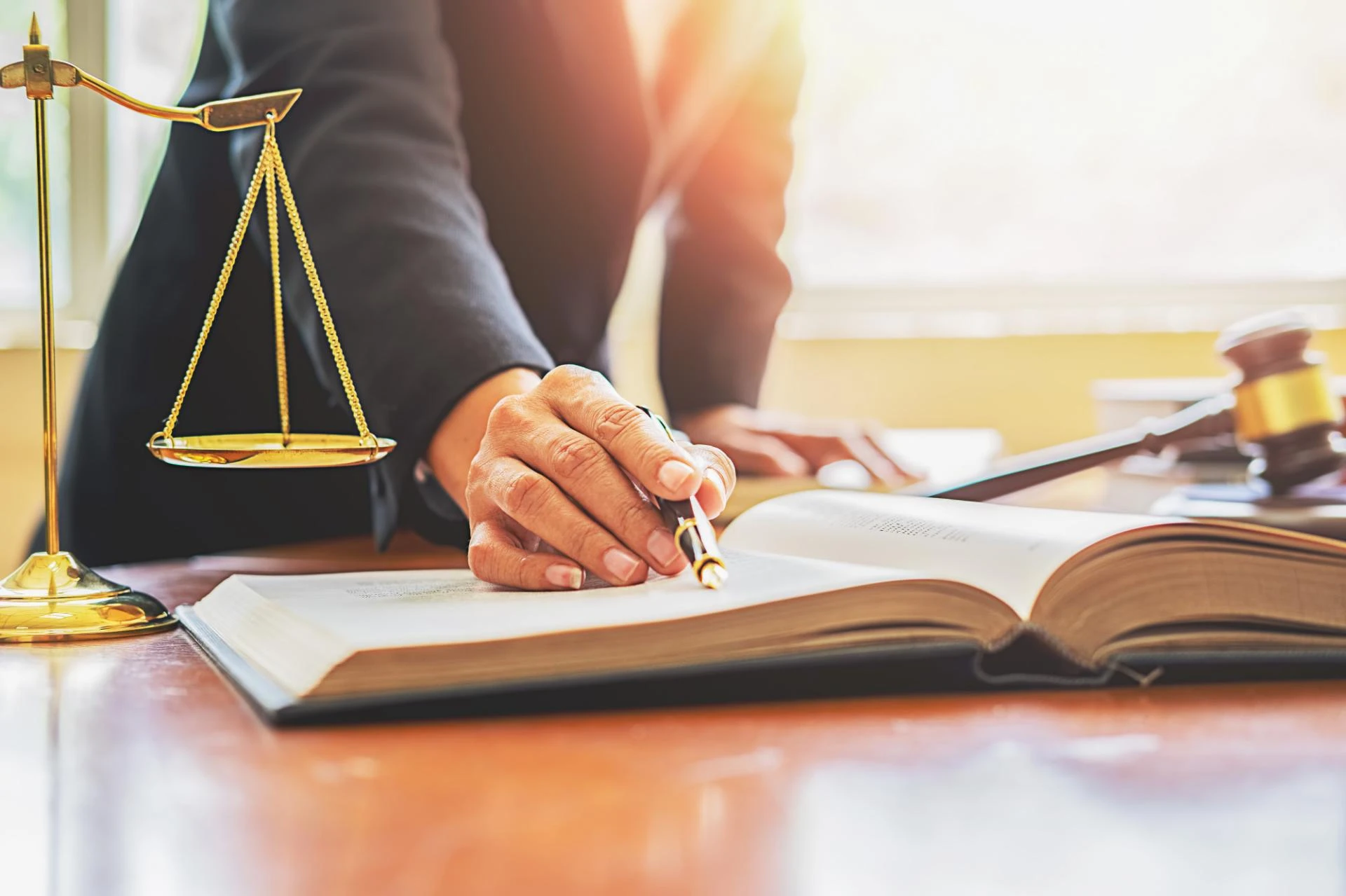 Arbitration vs. Litigation: Expert Guidance from Indian Law Firms