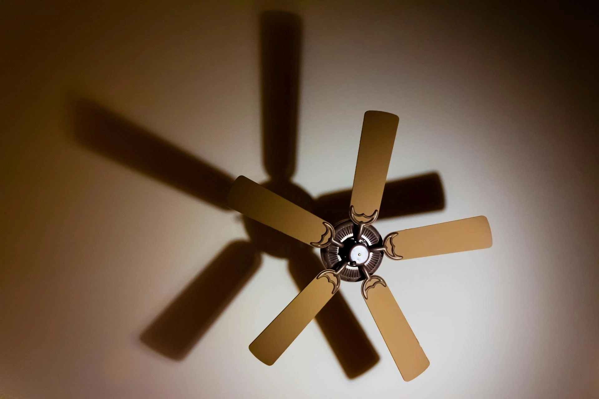 Step-by-Step Guide to DIY Ceiling Fan Installation