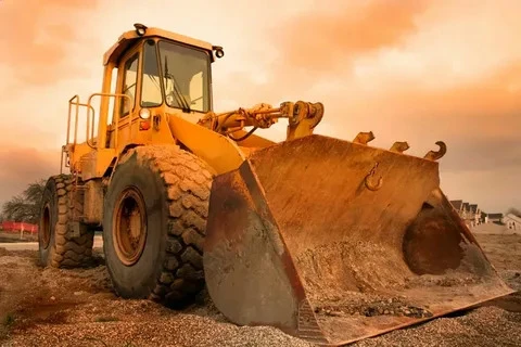 How to Maintain and Extend the Life of Heavy Equipment Parts in UAE?