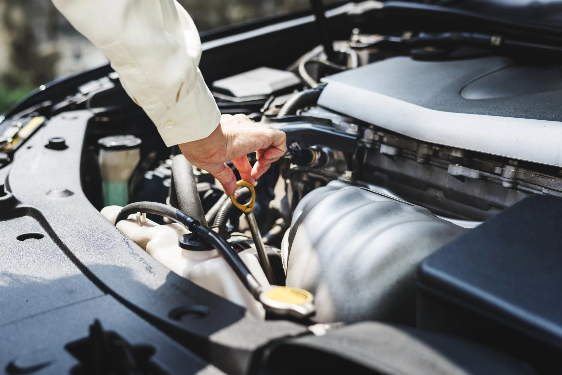 The Importance of Engine Cooling for Vehicles in the UAE’s Desert Climate