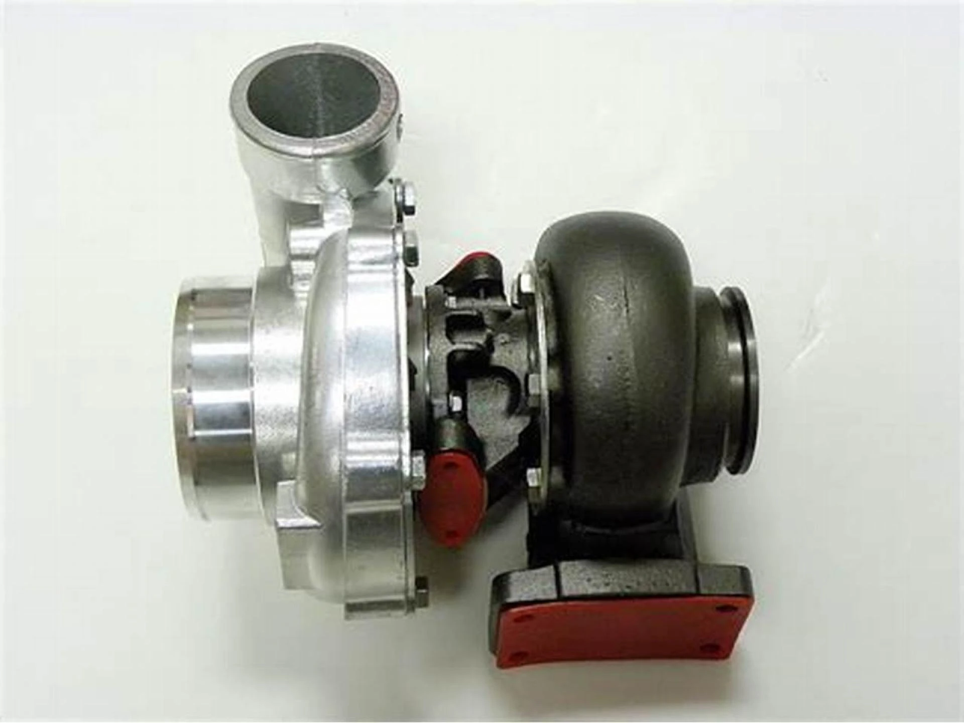 Unleashing Power: The Holset HX30 Super 6cm² Turbo