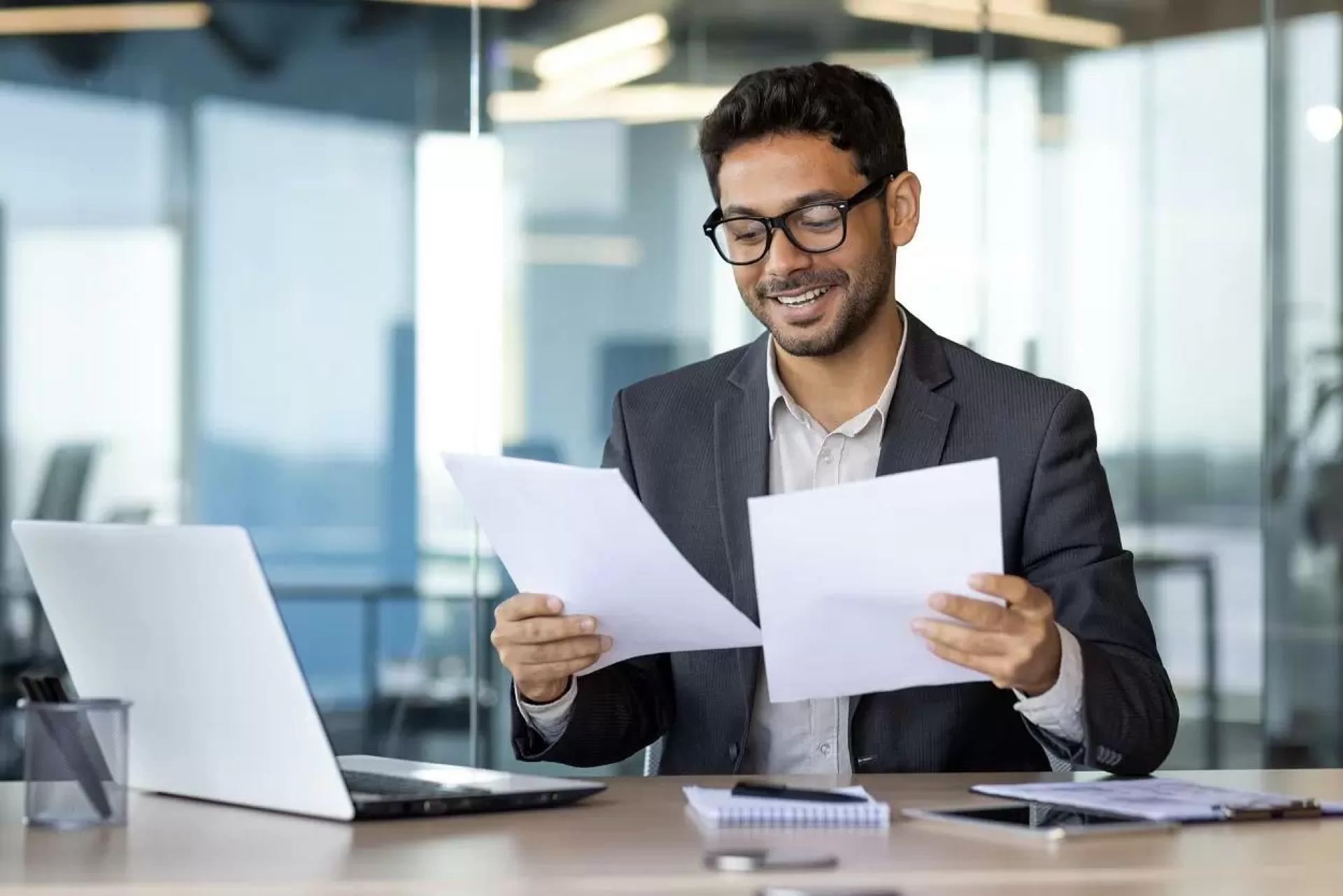 Looking to Start a Career in Accounting? Consider an Accountant Course Online in the UK