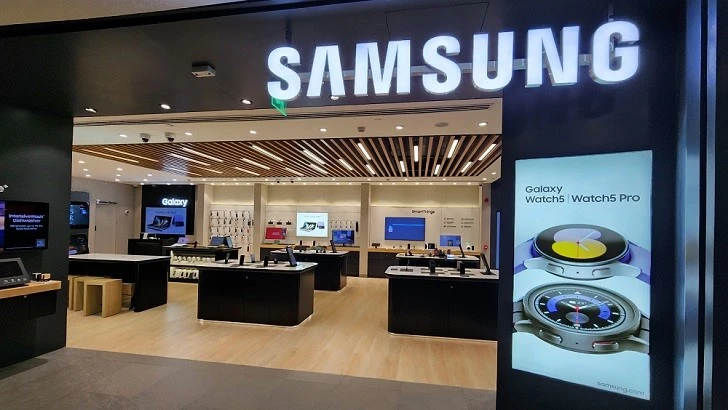 Discover Exclusive Deals at Samsung Stores Across Vadodara