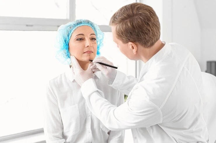 What is a cosmetic surgery? Types & it’s Complications
