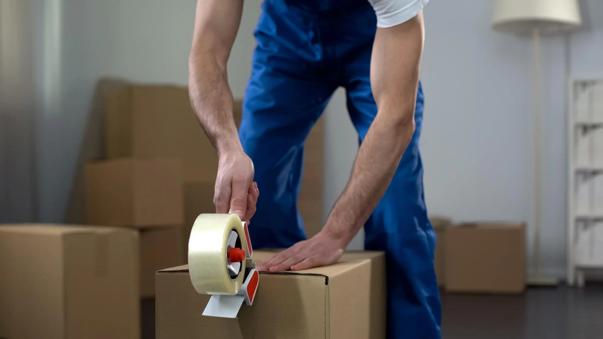 From Packing to Unpacking: How Professional Movers Simplify Your Home Move