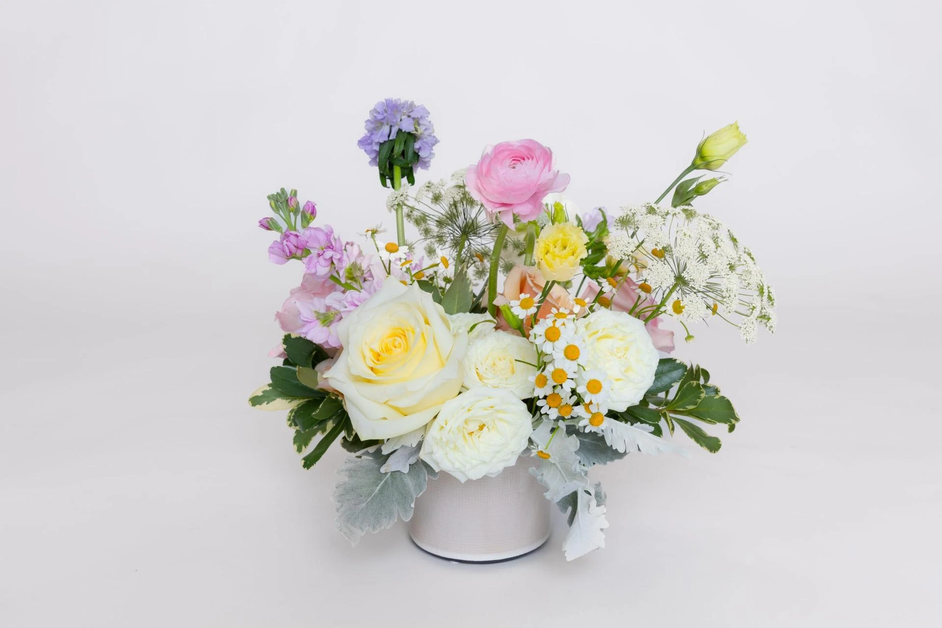 From Screen to Doorstep: The Modern Way to Deliver Flowers