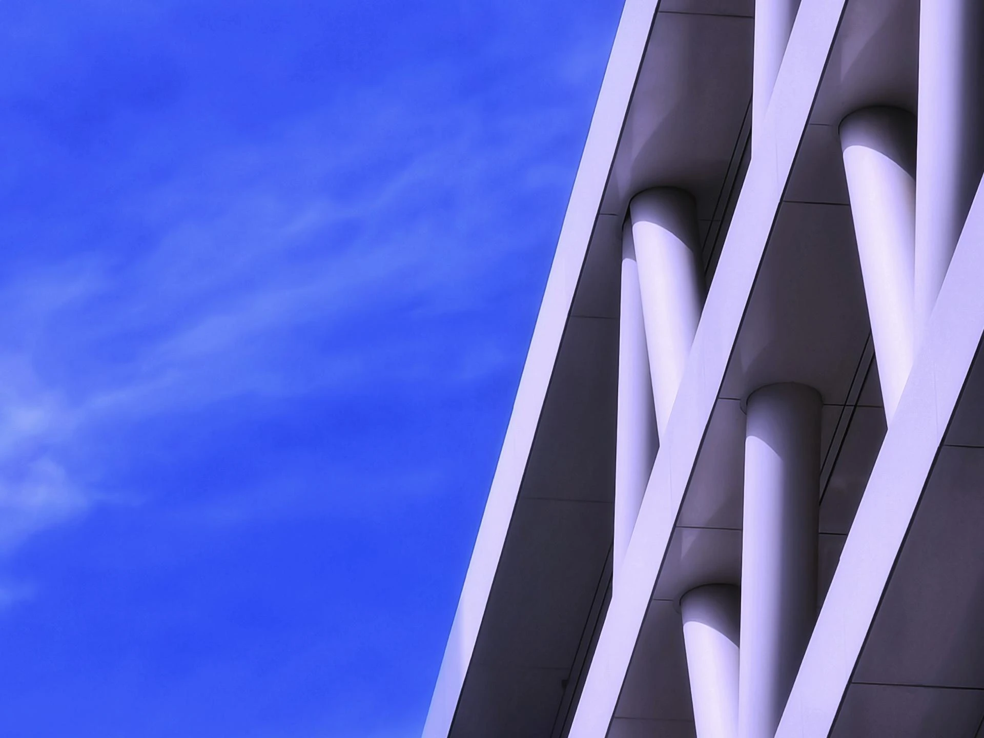 Managing Sub-Contractor Payment Disputes Without Shutting Down the Site