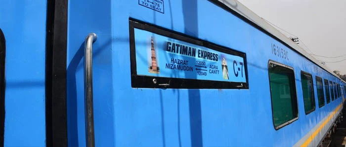 Same Day Agra Tour by Gatimaan