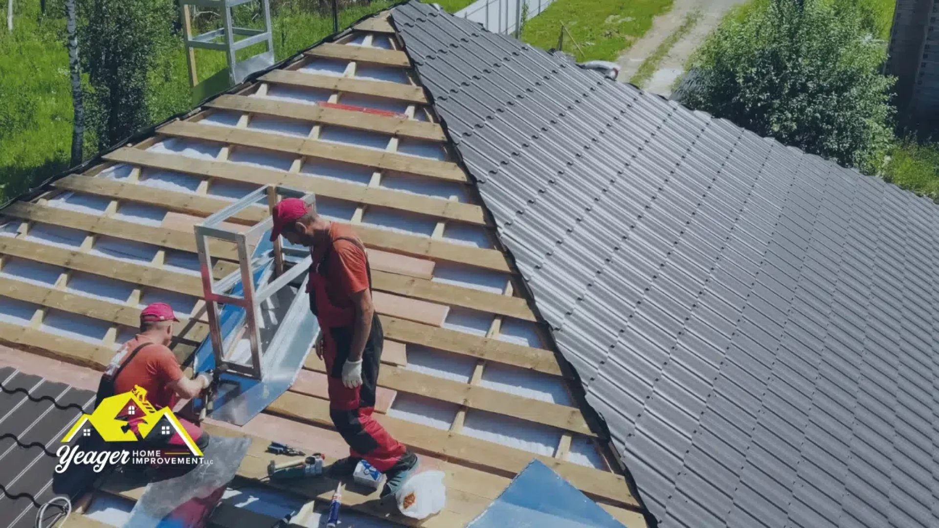 Choosing the Best Roofing Material: A Durability Comparison of Popular Options