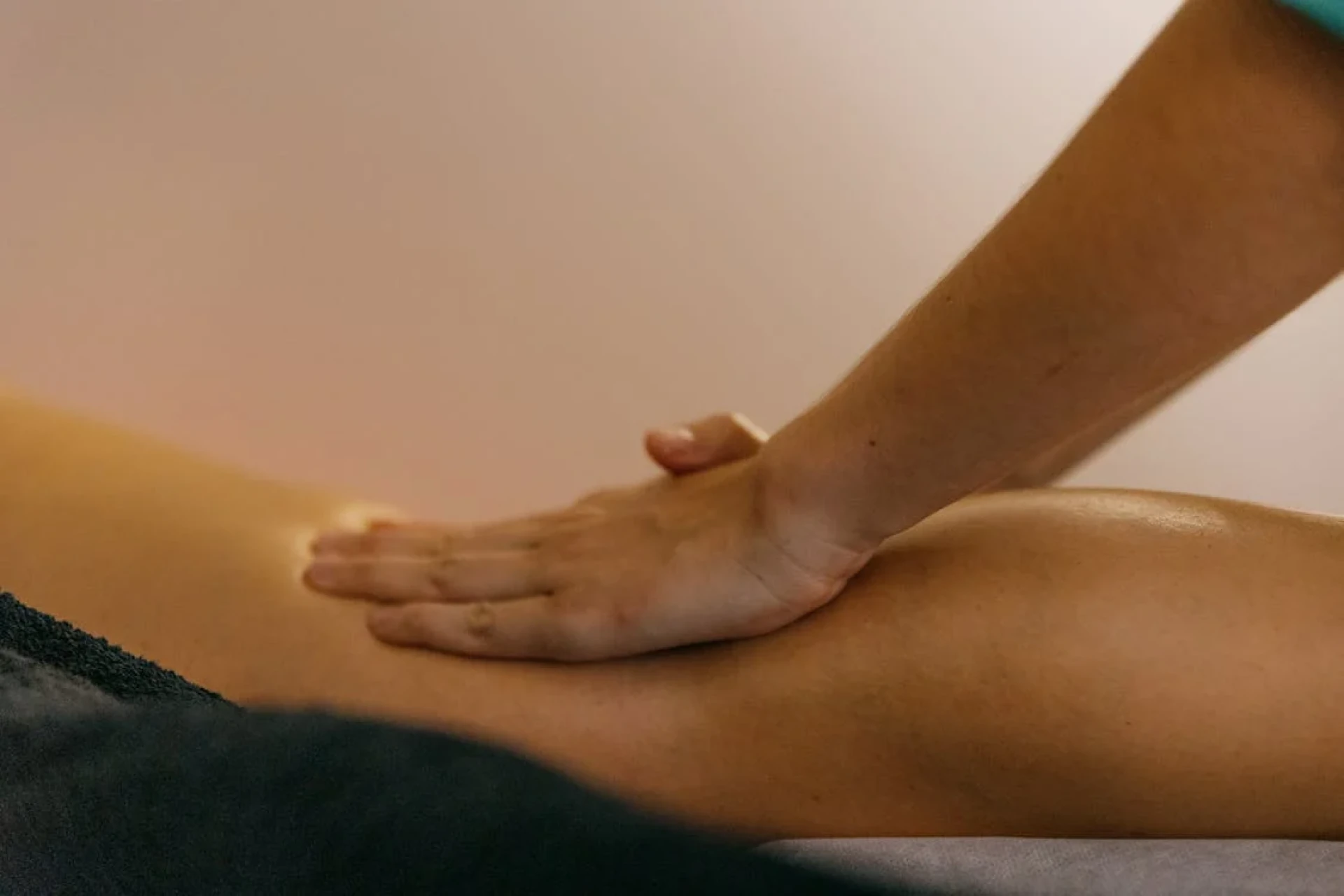 From Stiffness to Flexibility: The Role of Massage in Joint Health