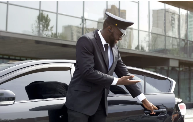 What to Expect from a Premium Chauffeur Service in Melbourne