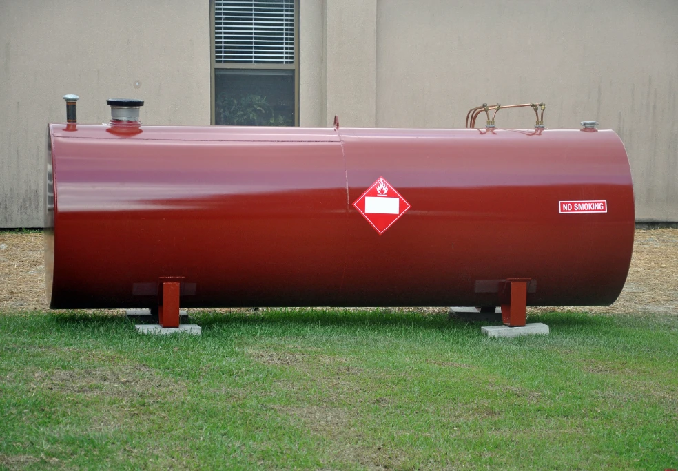 5 Ways Jobsite Fuel Tanks Improve Productivity and Cut Costs