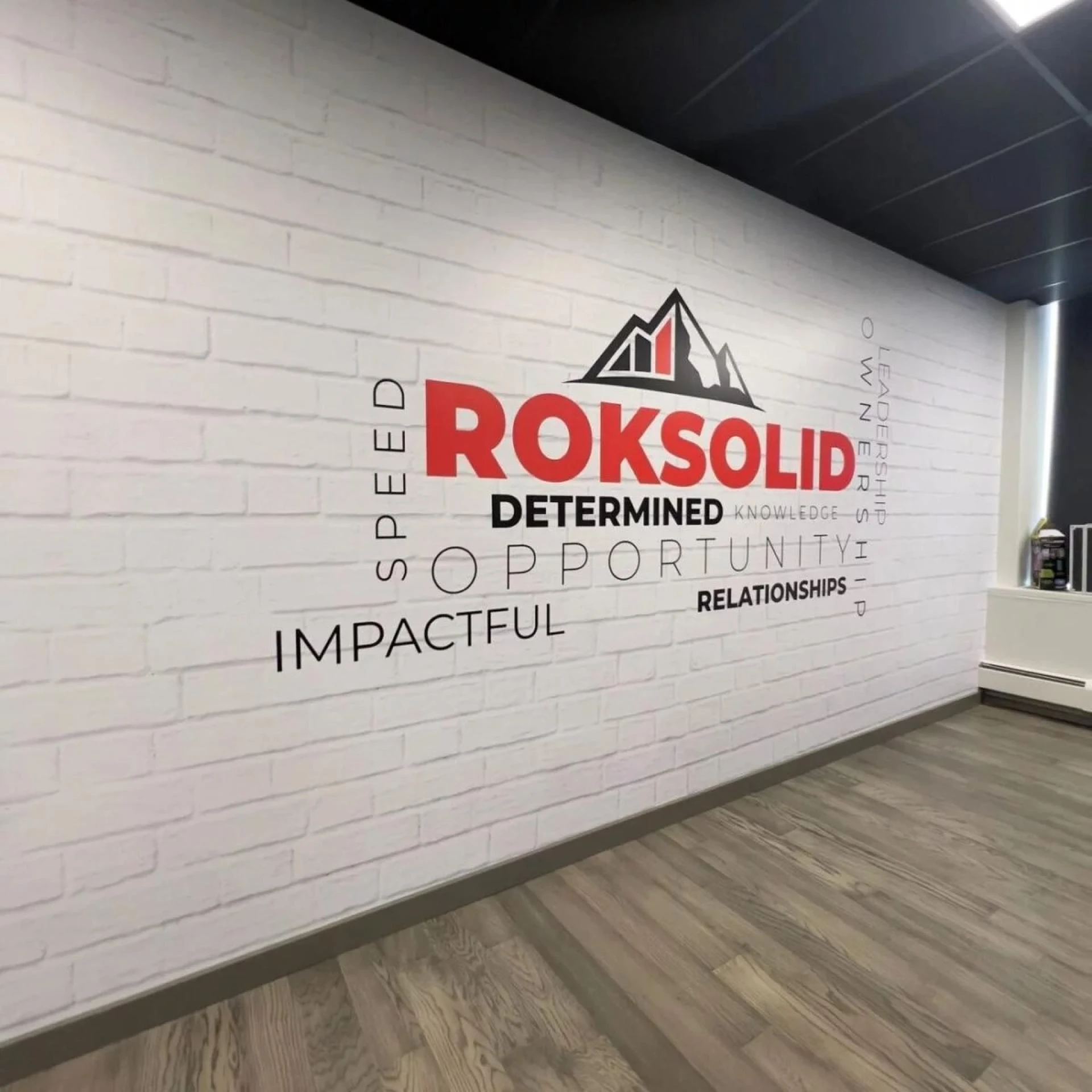 Transform Your Space with Stunning Wall Mural Wallpaper in Long Island, NY