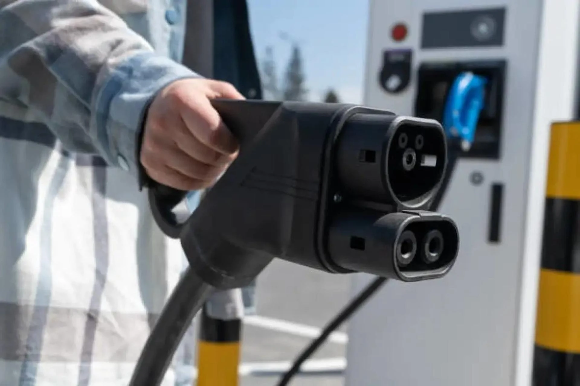 Tesla Model 3 kWh Capacity: What You Need to Know About Its Battery Power