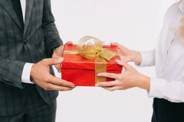 Can Corporate Gifting Companies Really Boost Client Retention?