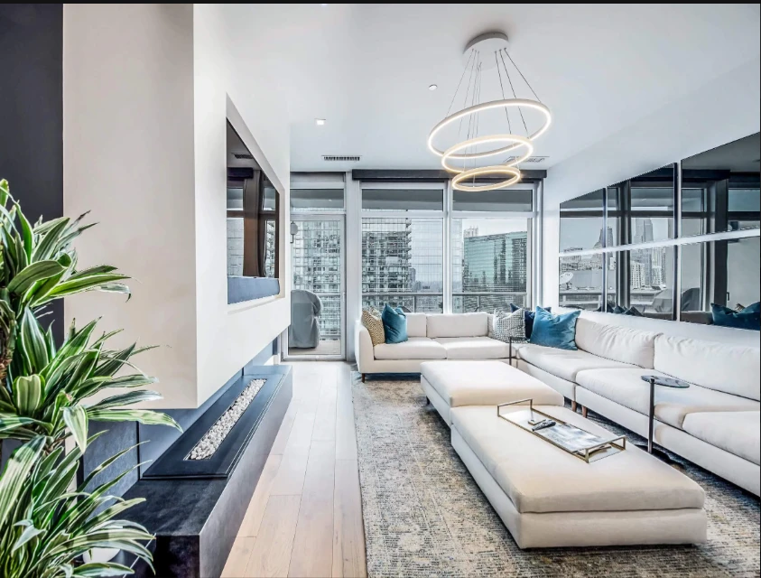Professional Hardwood Flooring Repair Services in Chicago Area