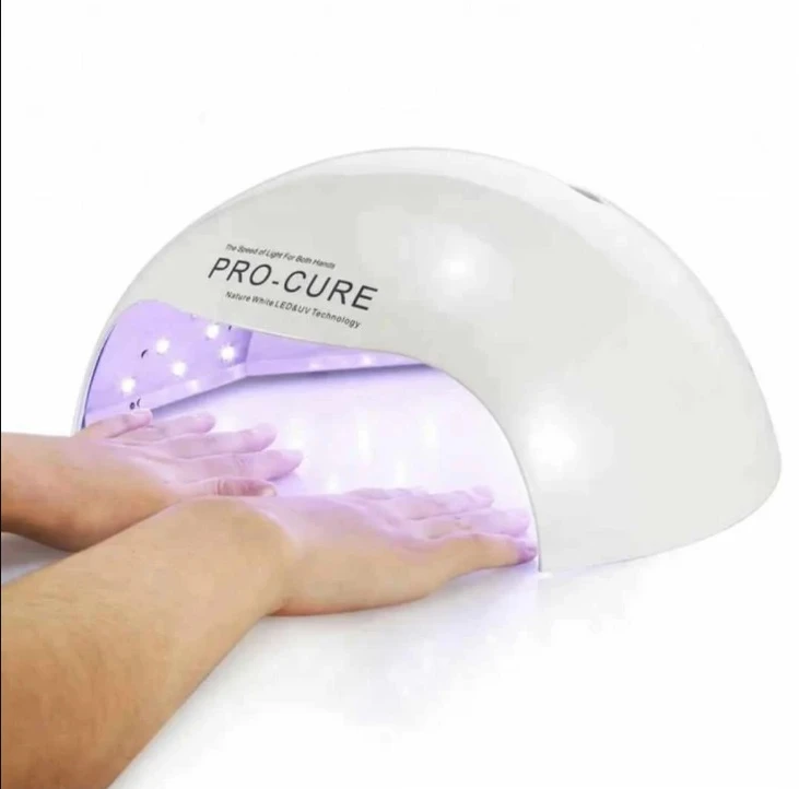 How to Choose an Affordable UV LED Nail Kit & Top-Rated Gel Polishes
