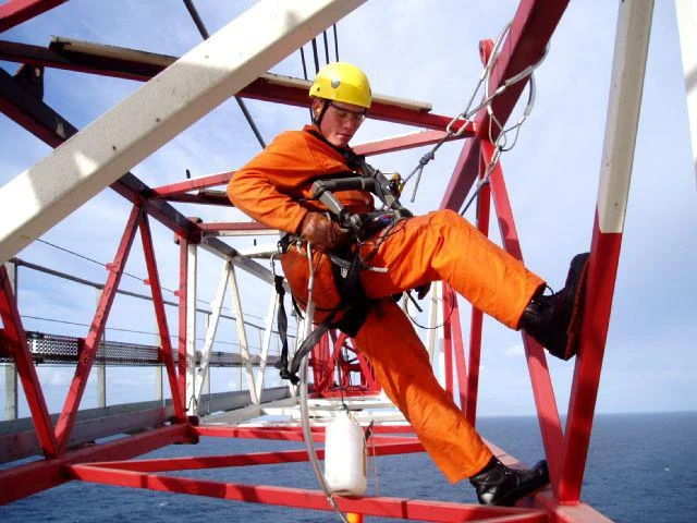 Working at Heights Certificate: Essential Training for Safety and Compliance