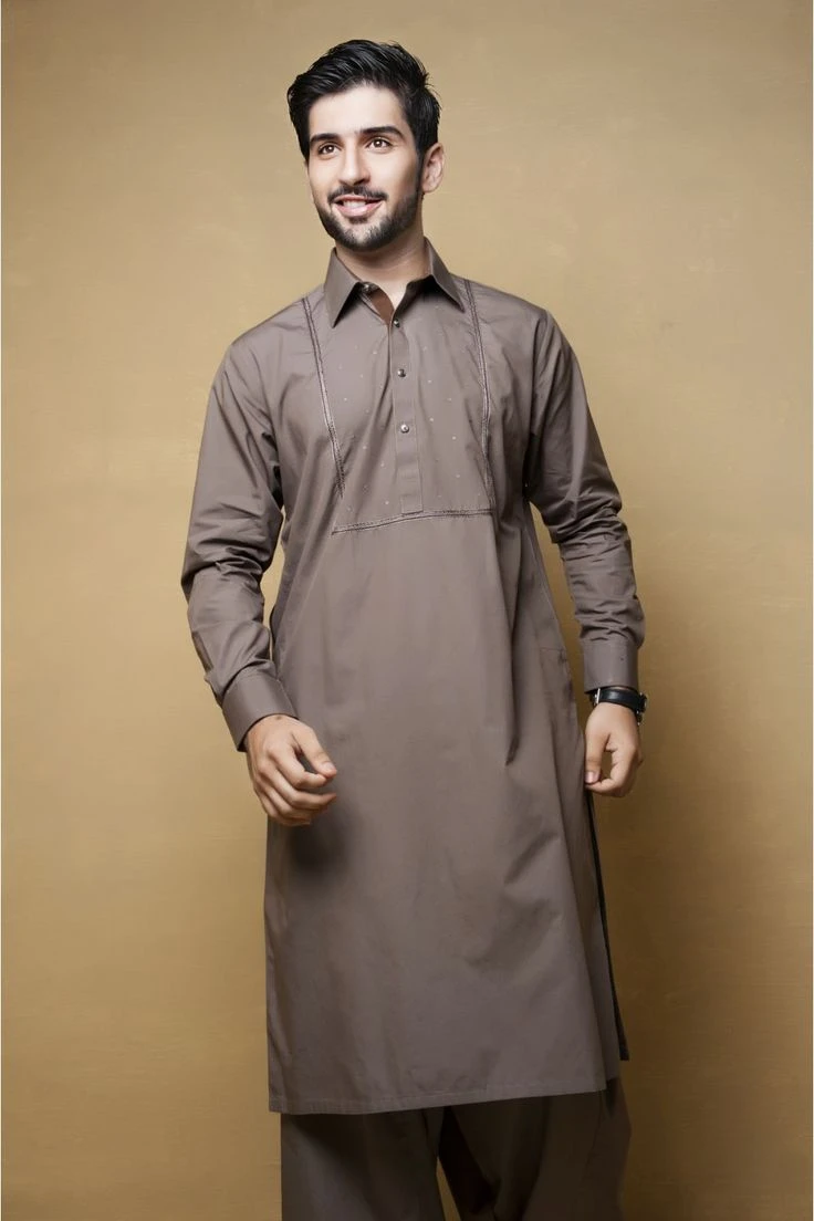 Mens Pakistani Shalwar Kameez – Tradition, Style, and Modern Comfort