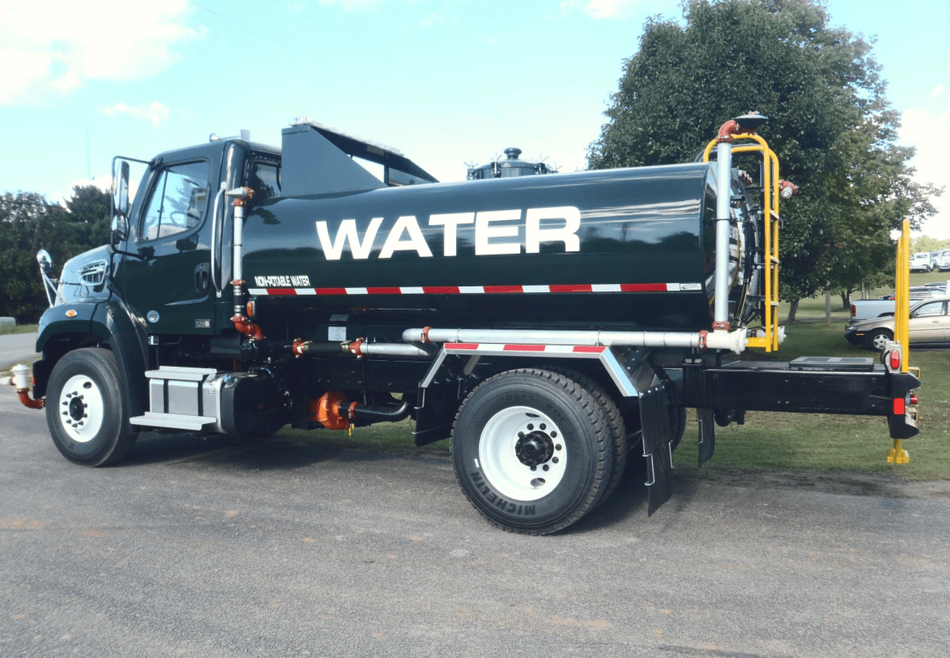 Why Water Delivery Solutions Are Vital in Urban and Remote Areas