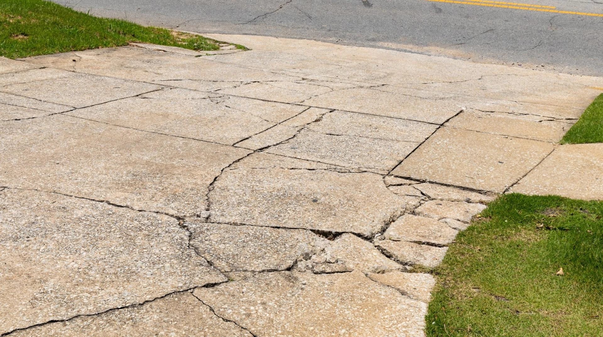 From Cracks to Curb Appeal: Your Ultimate Concrete Driveway Guide