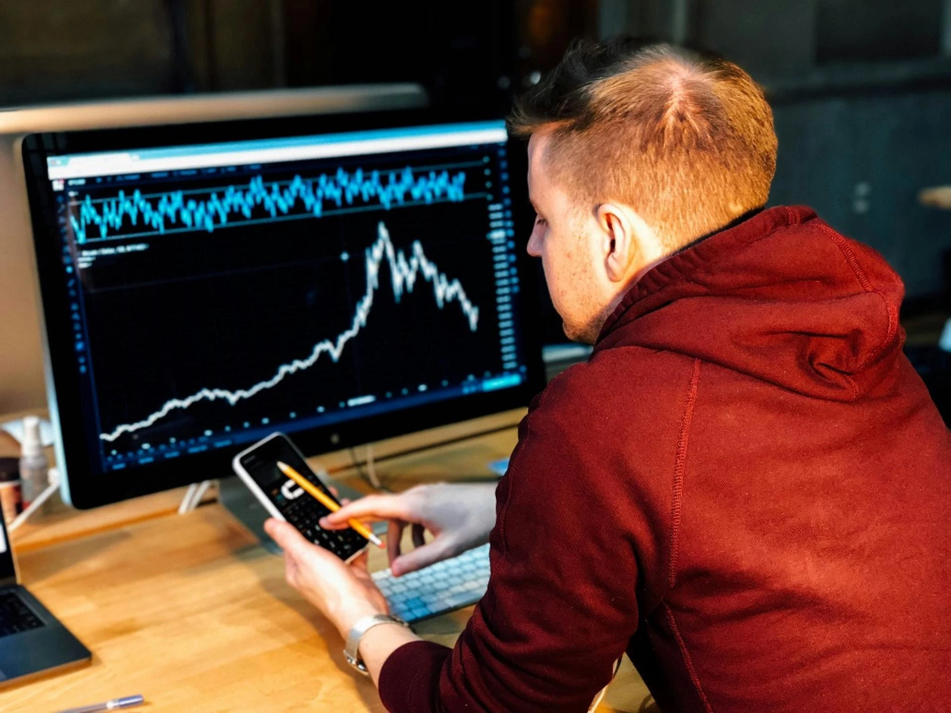 Stock Market Trading: A Beginner’s Guide to Smart Investing Through Structured Learning