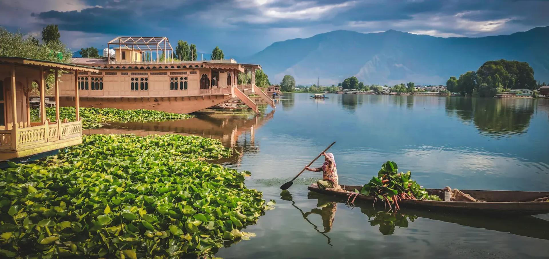 Best Kashmir Tour Packages for an Unforgettable Himalayan Experience