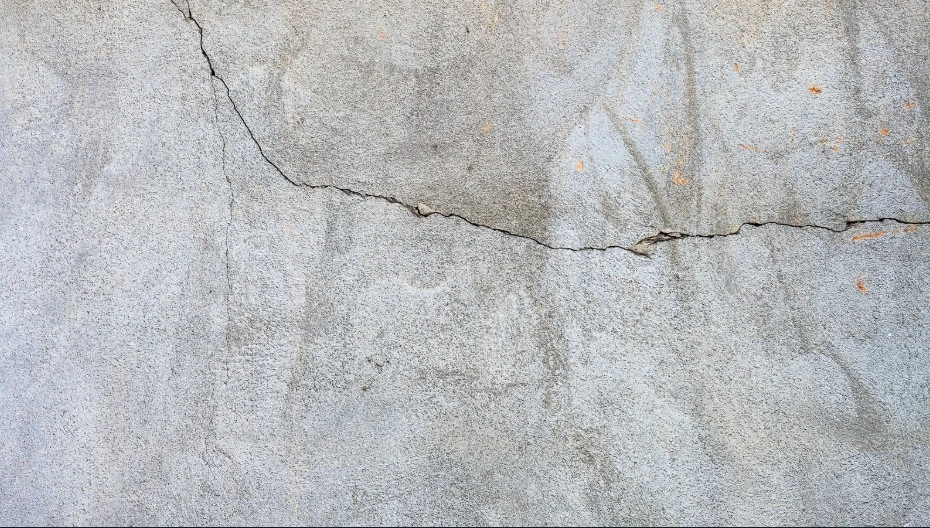 Don't Ignore That Crack! How Small Concrete Issues Turn Into Big Problems