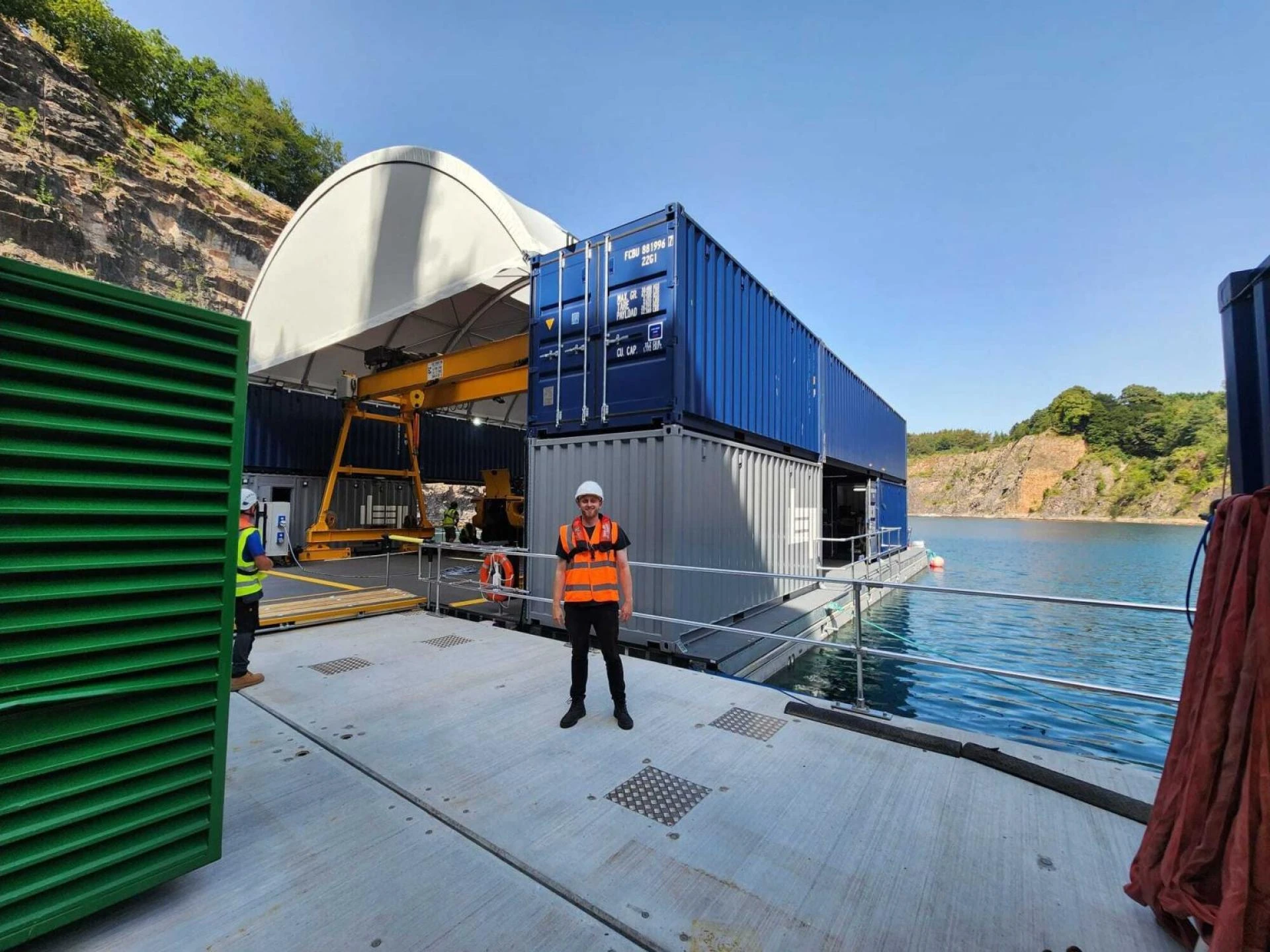 Wie Sie die passende Container Überdachung für Ihren Lagerbedarf auswählen