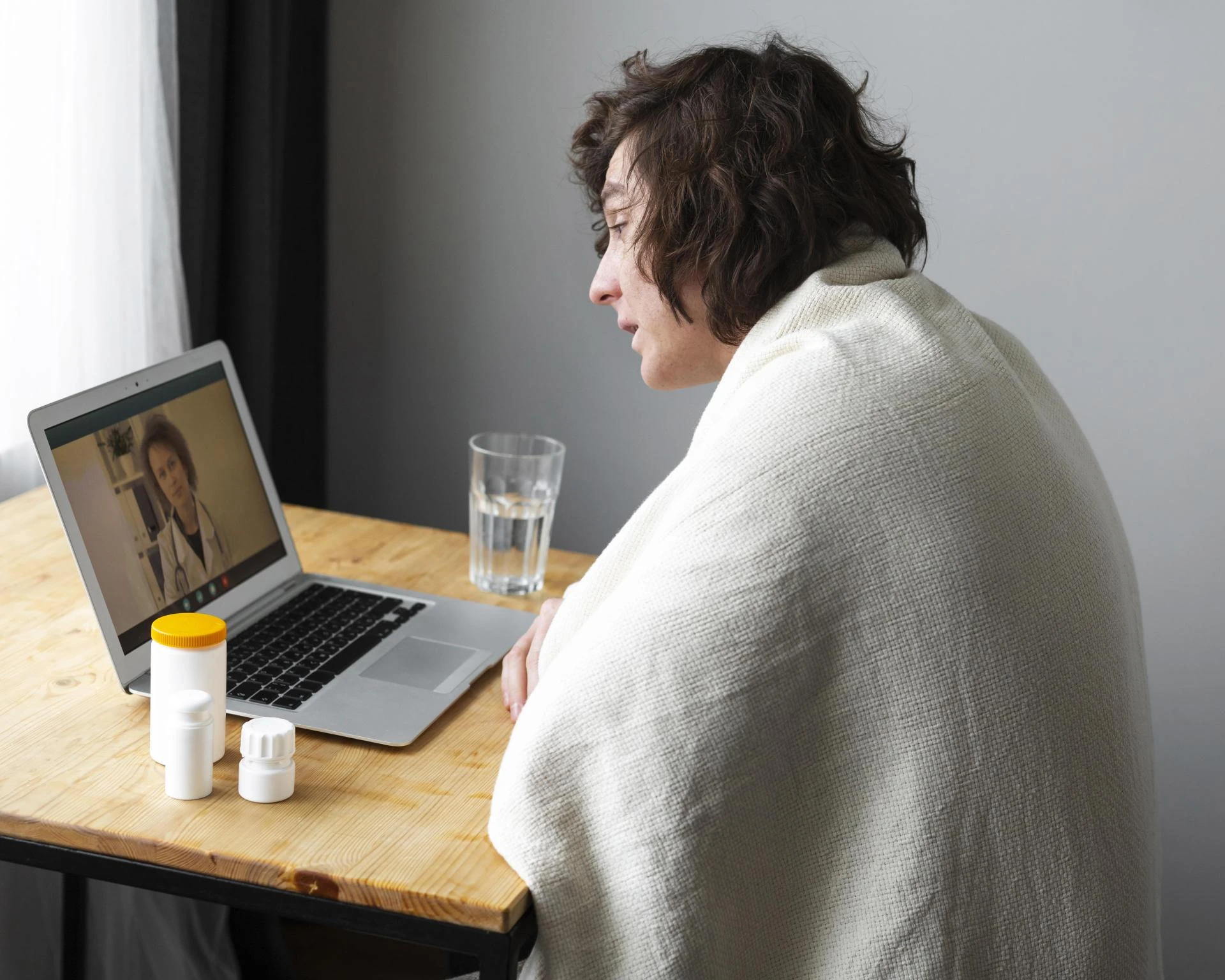 Managing Adulting Anxiety with Effective Online Anxiety Treatment Options