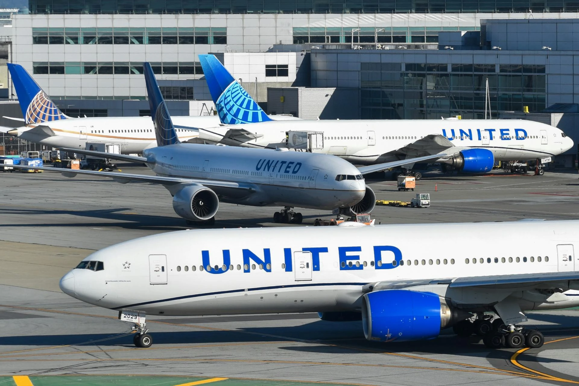 ¿Cómo puedo cancelar mi vuelo de United Airlines?