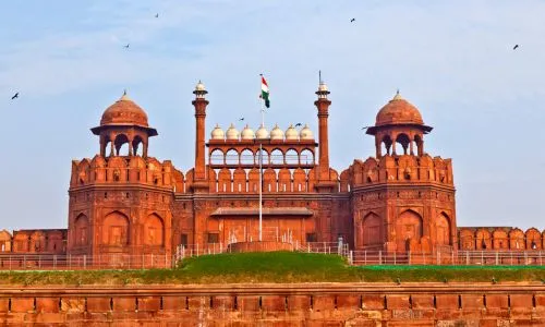 Delhi Darshan Tour Package – Explore the Best of Delhi in One Day