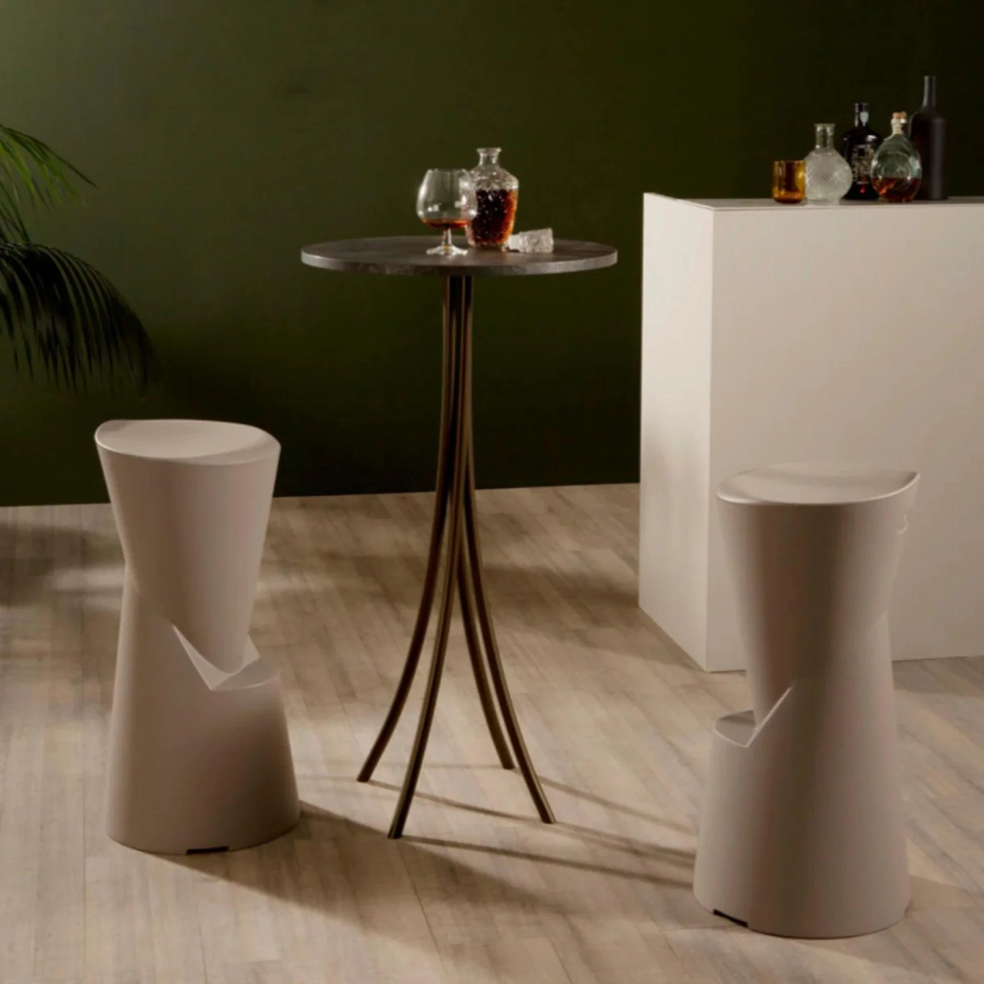 What’s the Right Stool Height for My Kitchen Island?