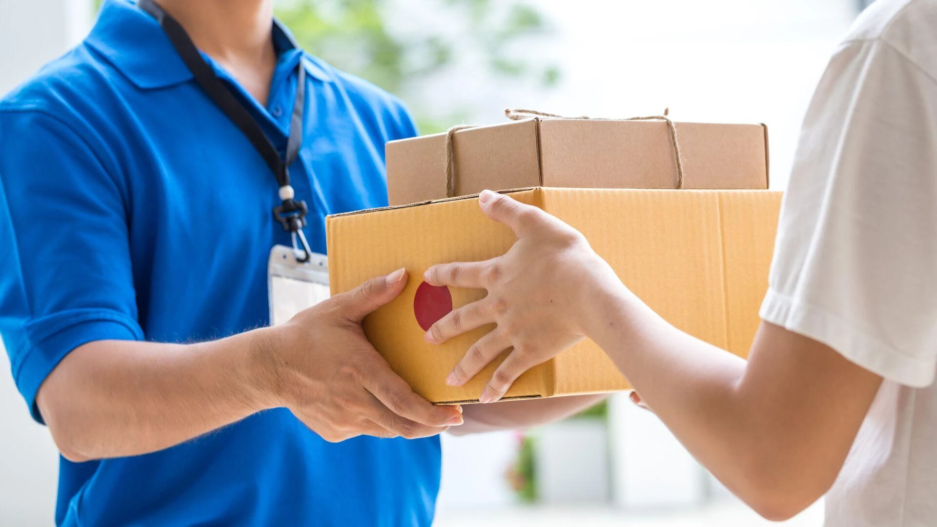 Cheap Courier Services for Small Businesses on a Budget: A Complete Guide
