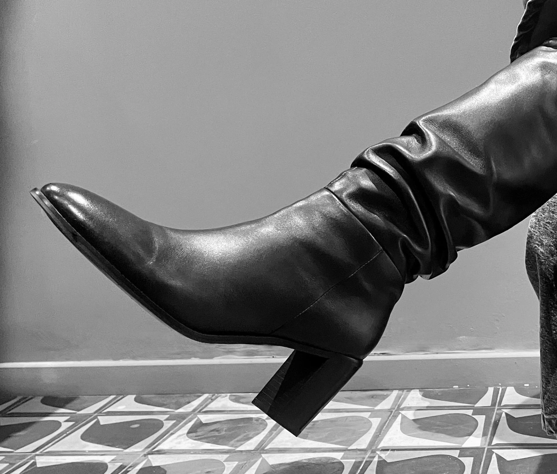 Big Boots for Women: Stylish & Comfortable Large Size Boots