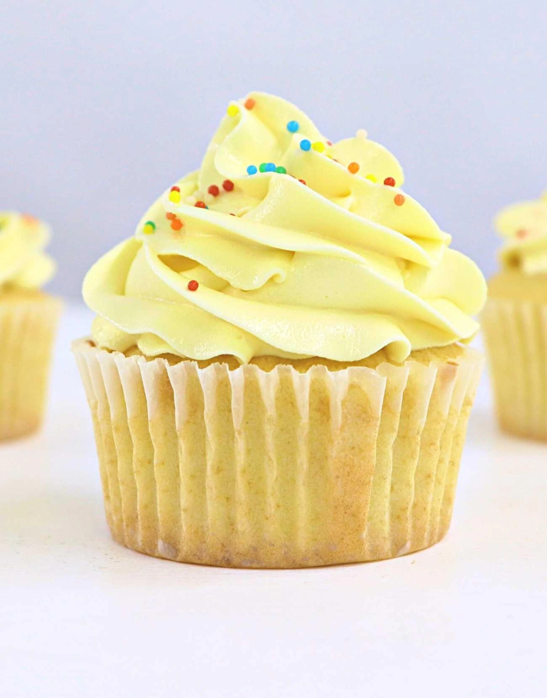 Customer Favorites: Top 5 Cupcakes from Cake Away Dubai