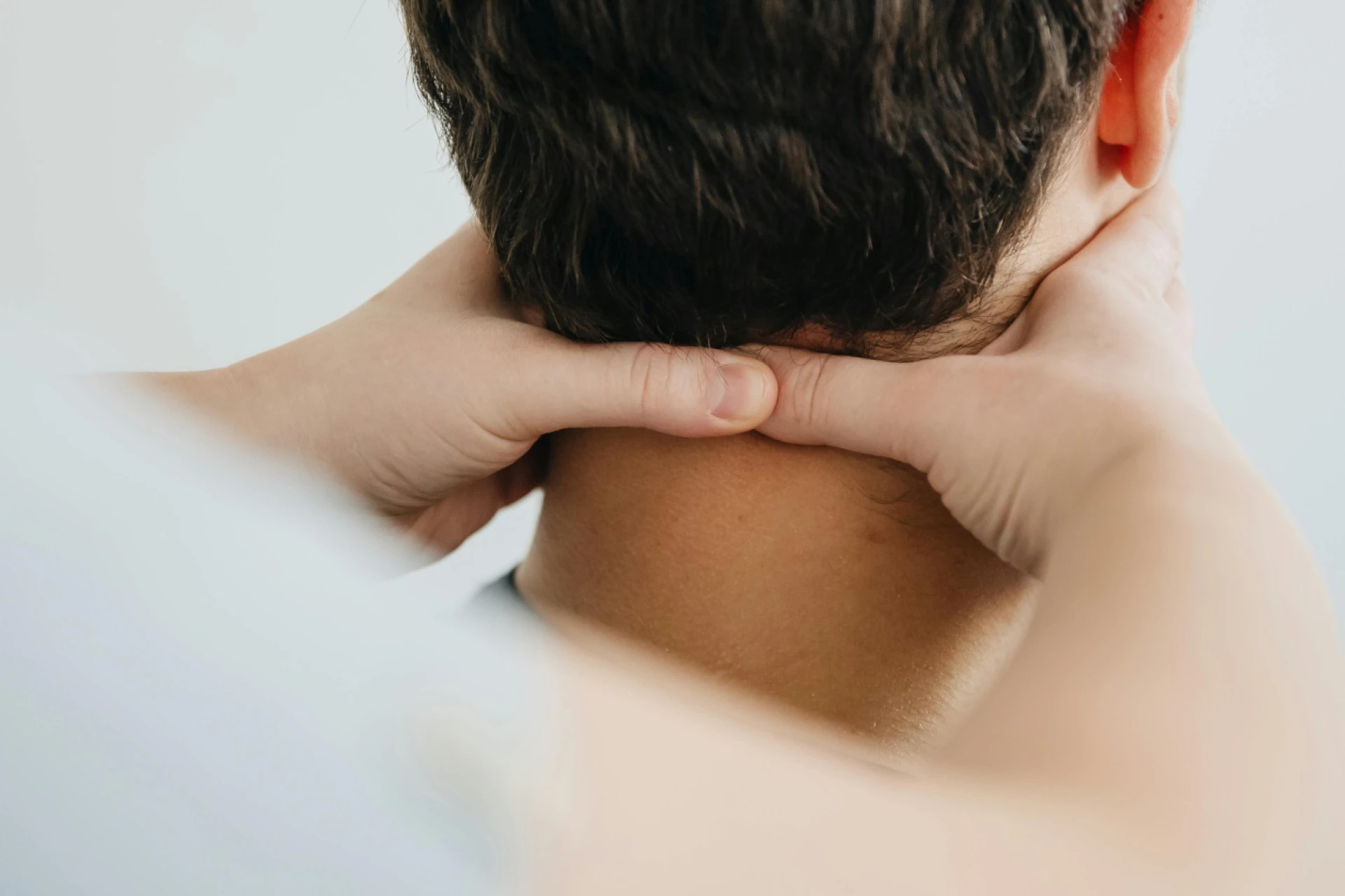 Healing After Whiplash: How Massage and Osteopathy Work Together 