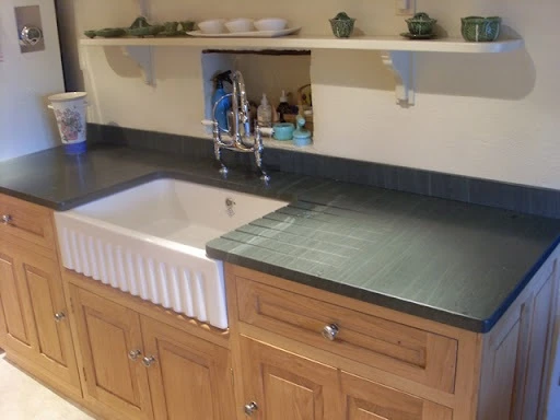 Pros and Cons of Slate Worktops for Your Kitchen