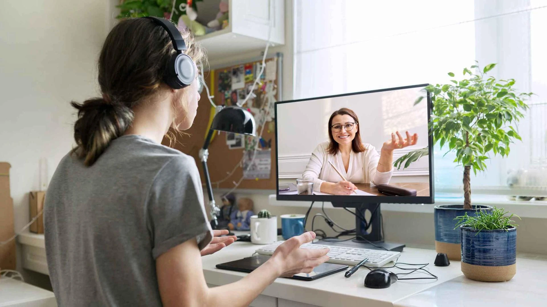 Mental Health Virtual Assistants: Your Questions Answered