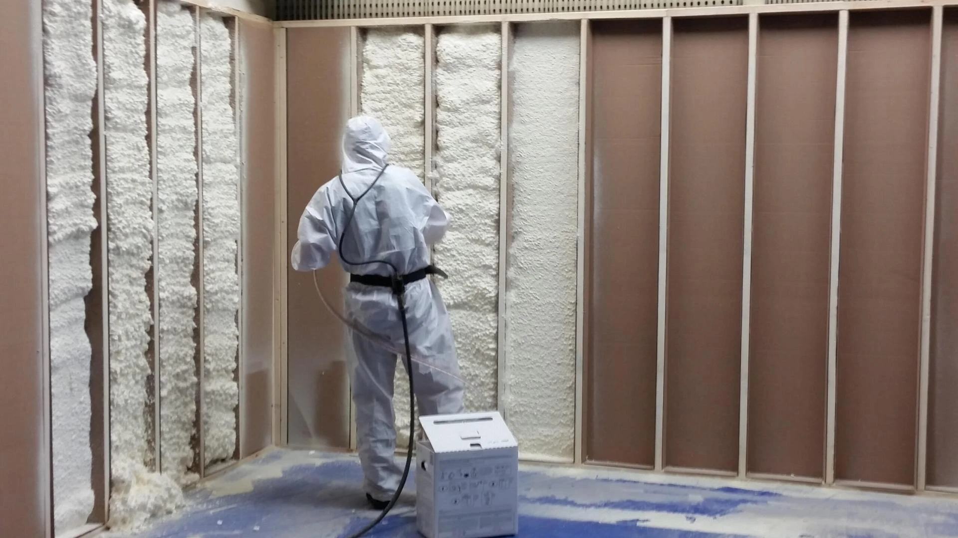 How Spray Foam Insulation Enhances Indoor Air Quality