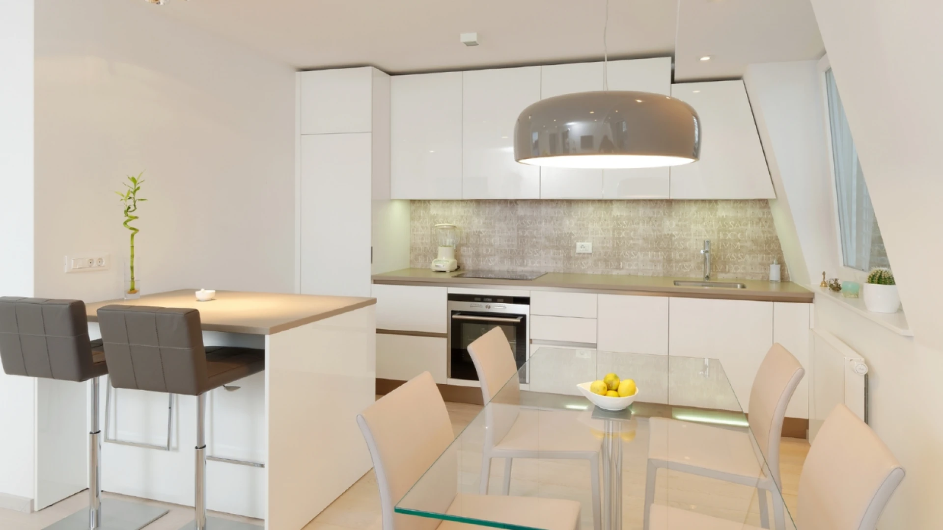 How to Build an Outdoor Kitchen Room with Batten-Style Ventilation