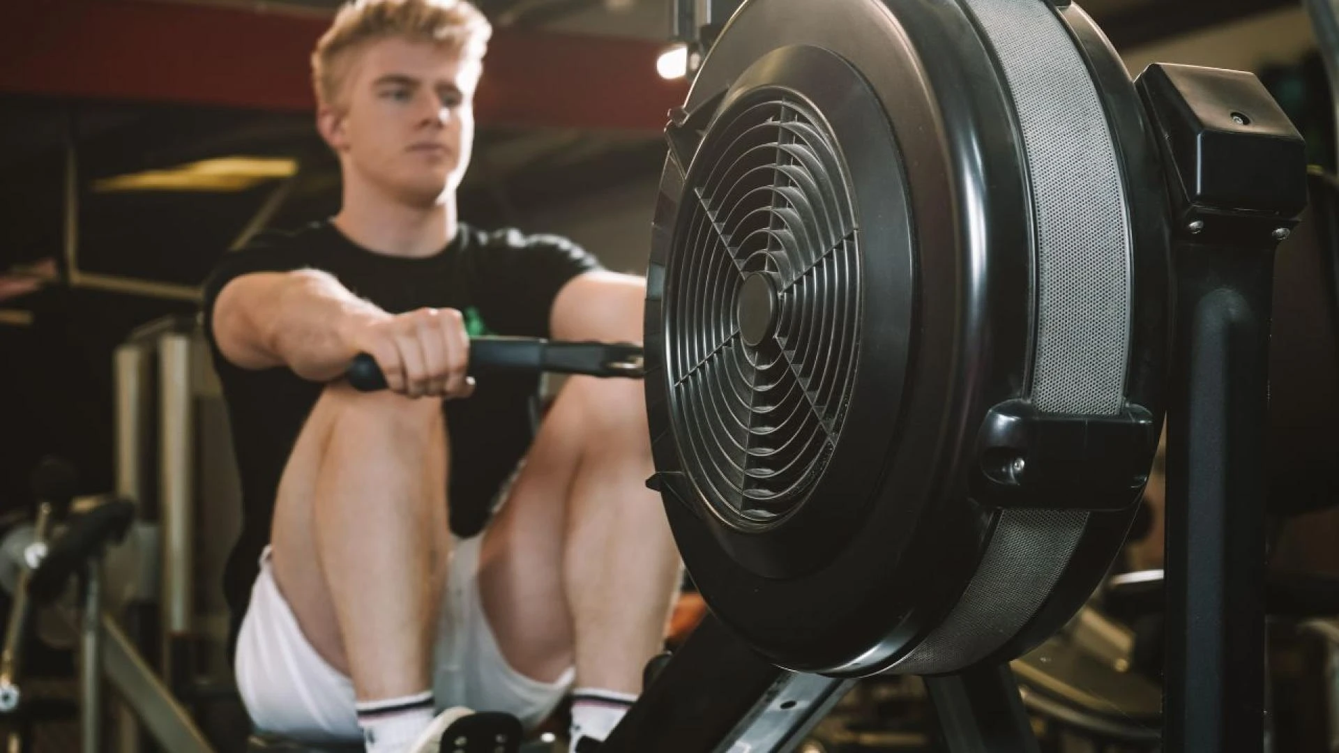 Rowing Machines Explained: Benefits, Uses, and How to Choose One