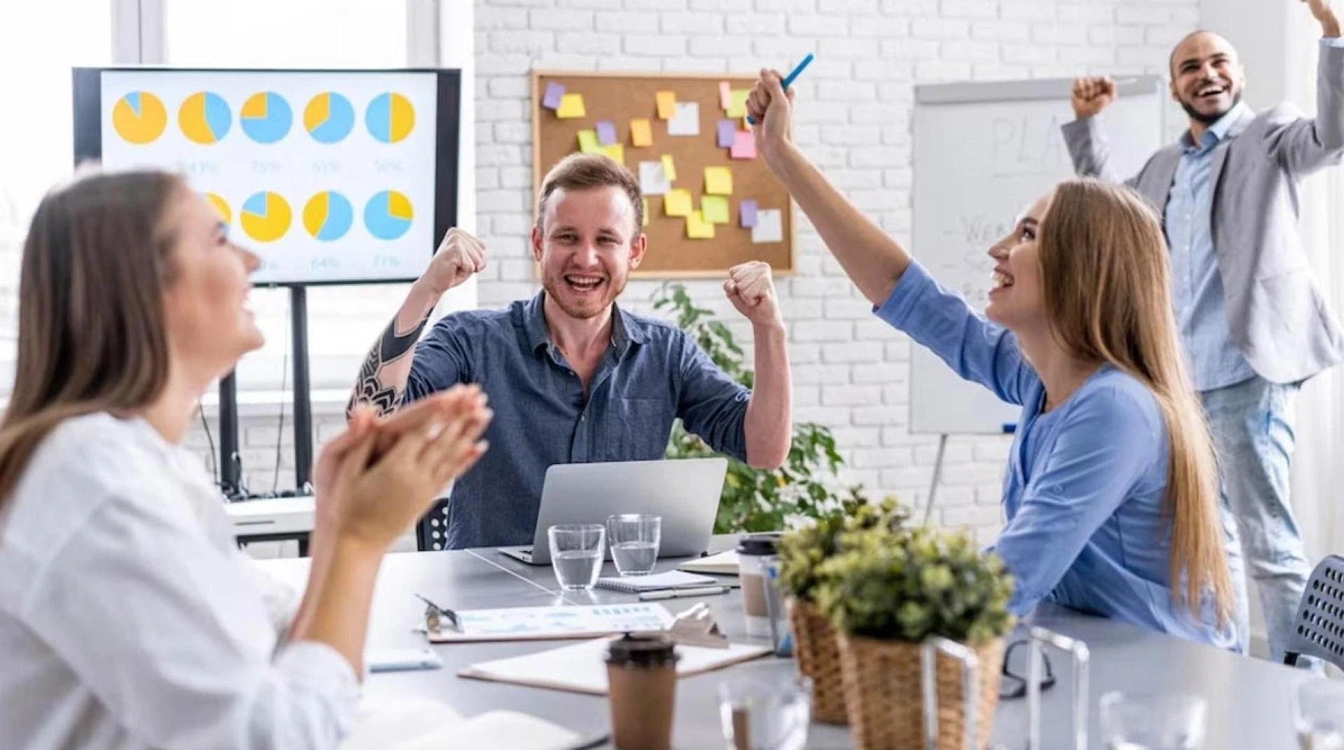 Unlocking Impactful Experiences: Why Finding the Right Keynote Speaker in Orlando, FL is Essential for Your Event