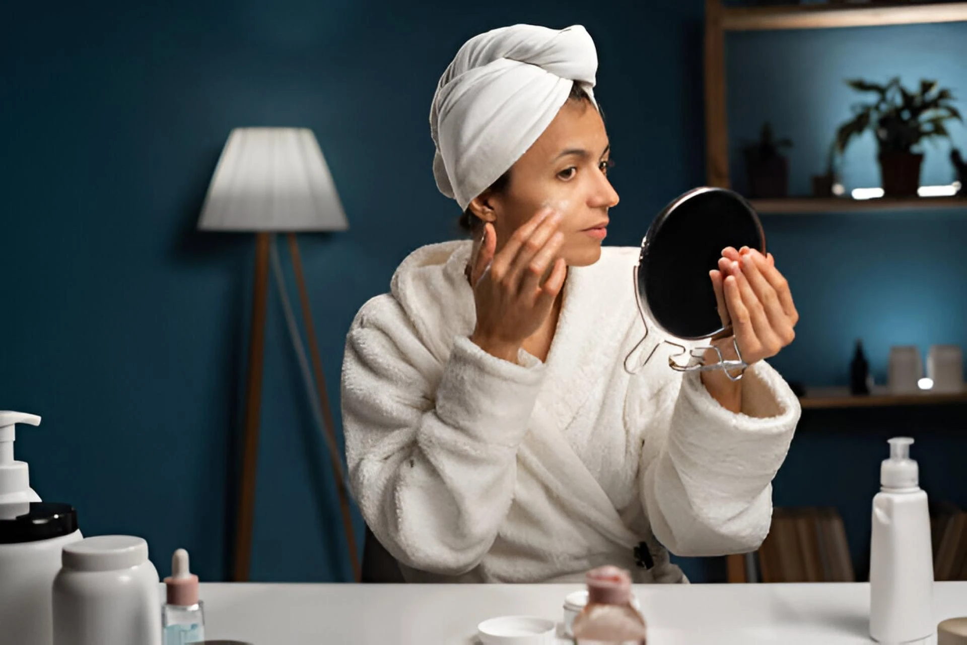 Revitalize Your Eyes: The Ultimate Guide to Using a Tired Eye Mask for Youthful Glow