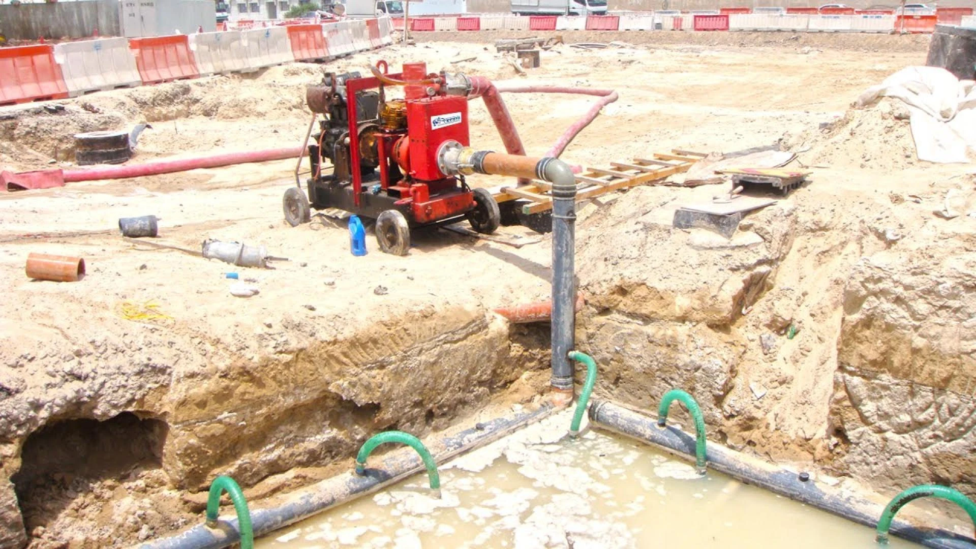 Solar-Powered Dewatering Pumps vs. Diesel Models in Kenya: Pros & Cons