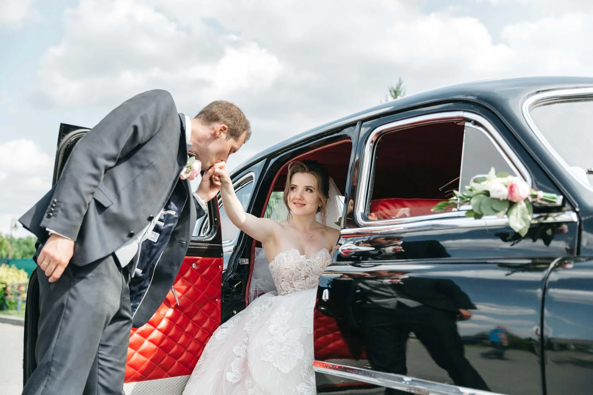 Best Wedding Limousine Service Near Me – What to Look For