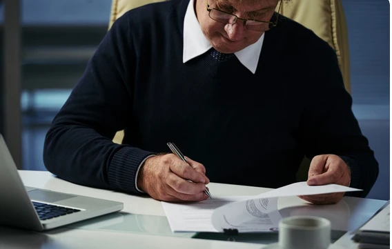 How a Personal Injury Lawyer Protects Your Rights After an Accident