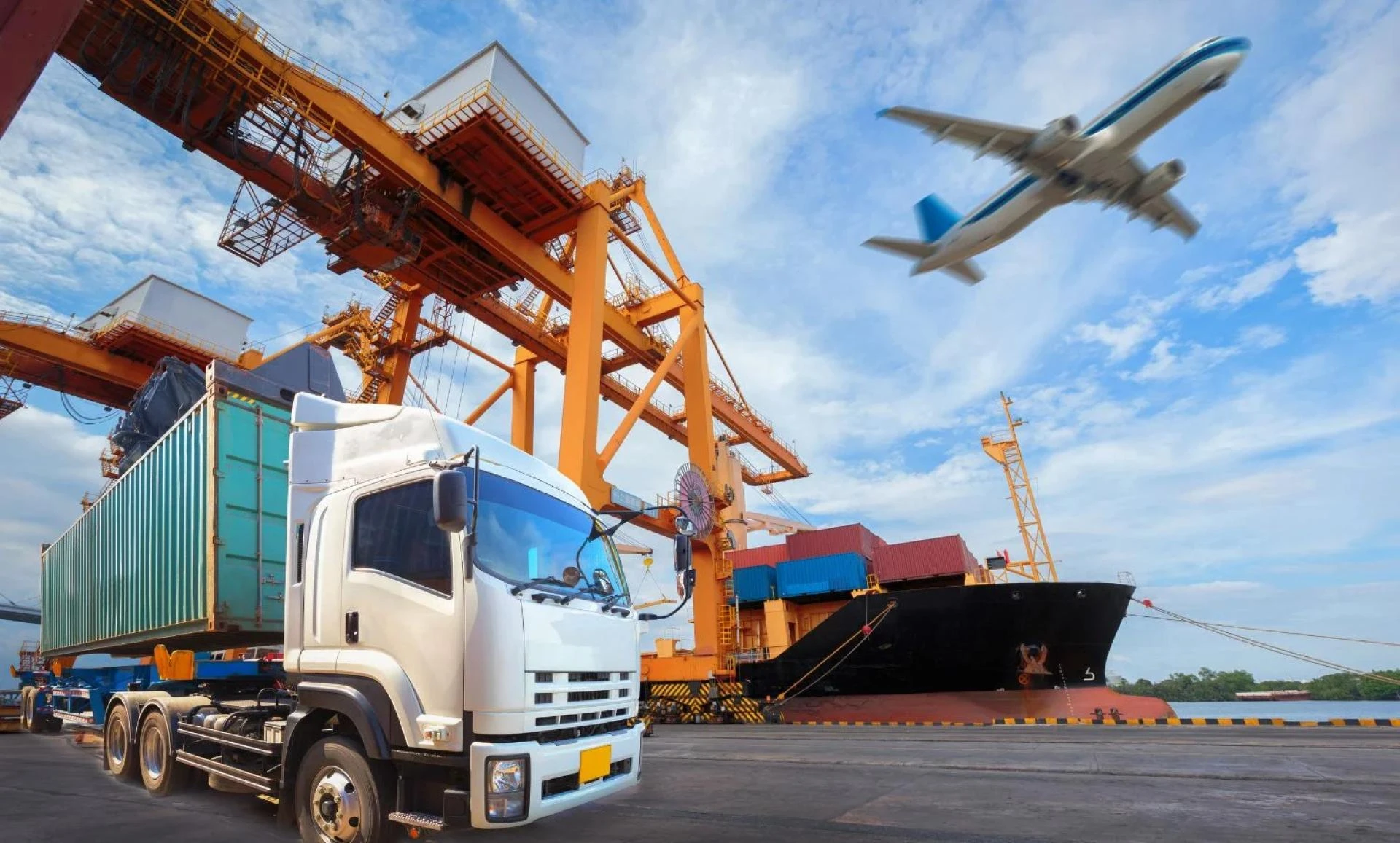 Top 7 Benefits of Outsourced Logistics Management for Businesses