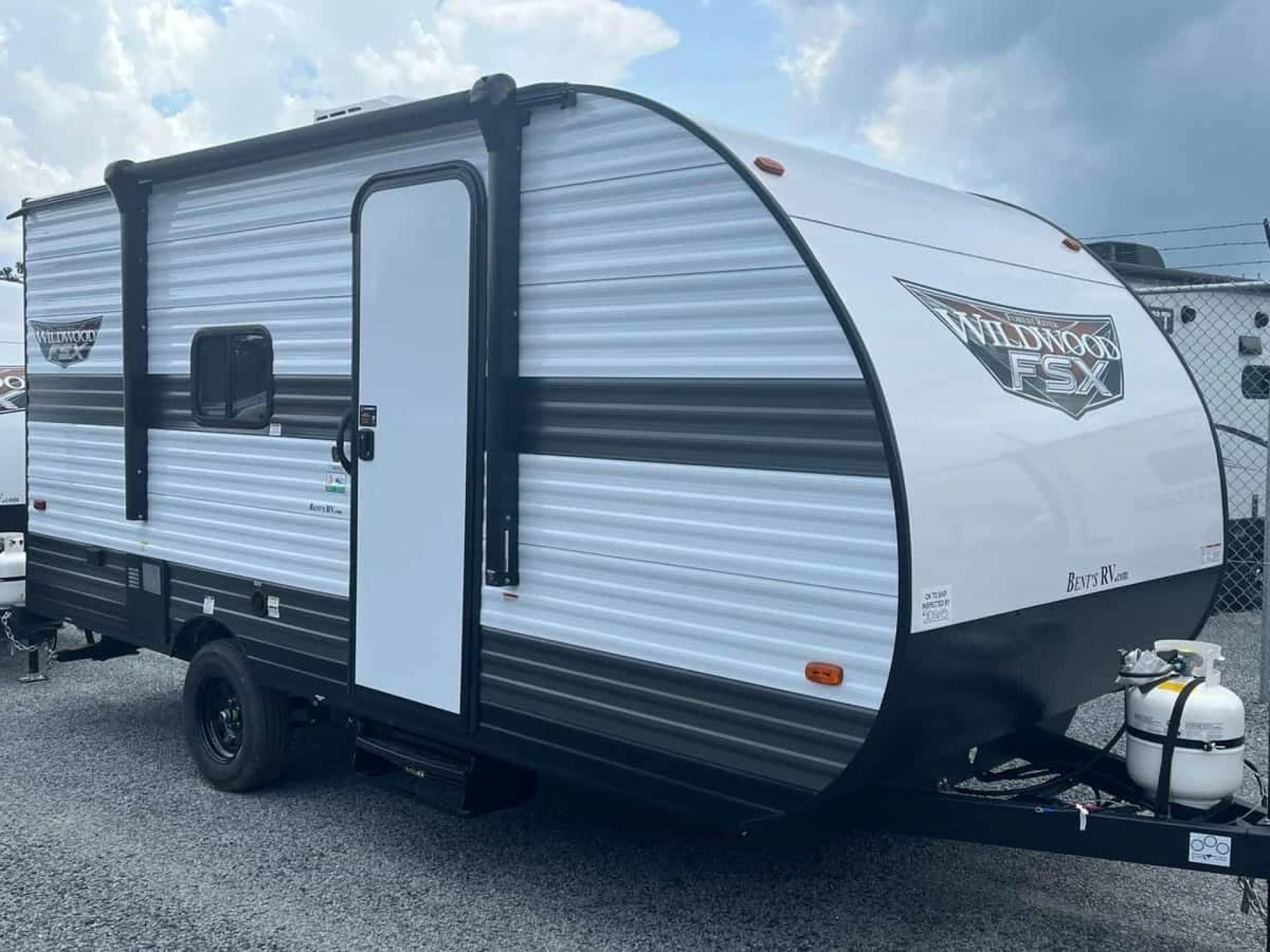 Smart Technology Features in the Newest Keystone Travel Trailers
